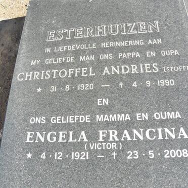 ESTERHUIZEN Christoffel Andries 1920-1990 &amp; Engela Francina VICTOR 1921-2008