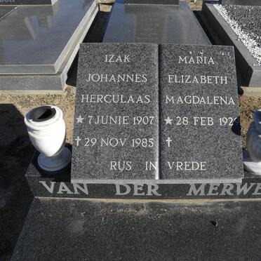 MERWE Izak Johannes Herculaas, van der 1907-1985 &amp; Maria Elizabeth Magdalena 1929-