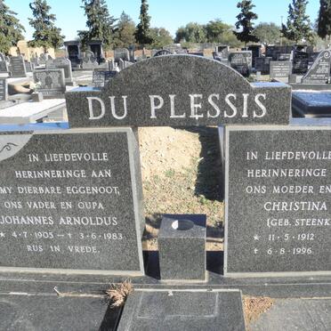 PLESSIS Johannes Arnoldus, Du 1905-1983 &amp; Christina M.M. STEENKAMP 1912-1996