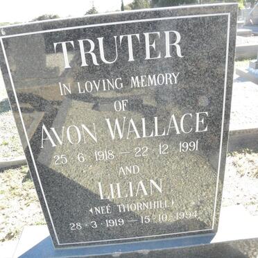 TRUTER Avon Wallace 1918-1991 &amp; Lilian THORNHILL 1919-1994