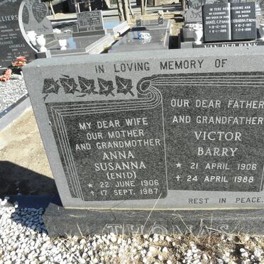 THOMAS Victor Barry 1906-1988 &amp; Anna Susanna 1906-1987