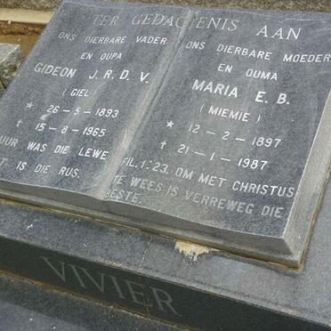 VIVIER Gideon J.R.D.V. 1893-1965 &amp; Maria E.B. 1897-1987