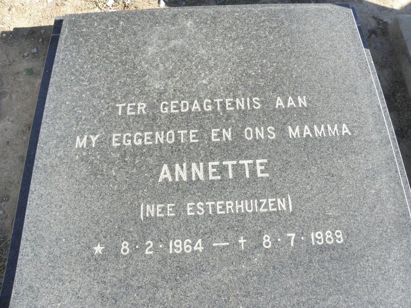 ? Annette nee ESTERHUIZEN 1964-1989