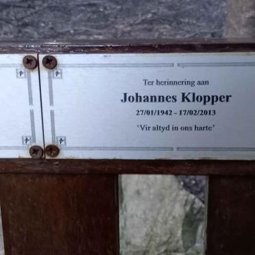 Western Cape, BETTY'S BAY, Harold Porter Botanical Gardens, Memorial plaques