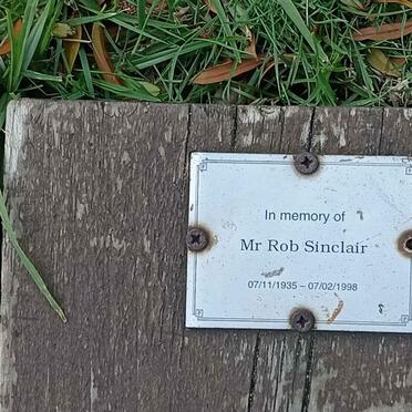SINCLAIR Rob 1935-1998