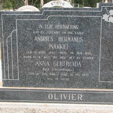 OLIVIER Andries Hermanus 1893-1950 &amp; Anna Gertruida SCHOONWINKEL 1896-1970