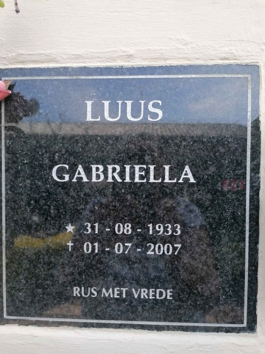 LUUS Gabriella 1933-2007