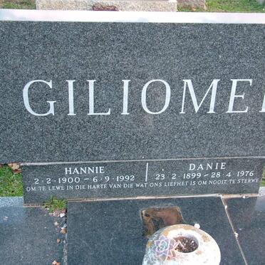 GILIOMEE Danie 1899-1976 &amp; Hannie 1900-1992
