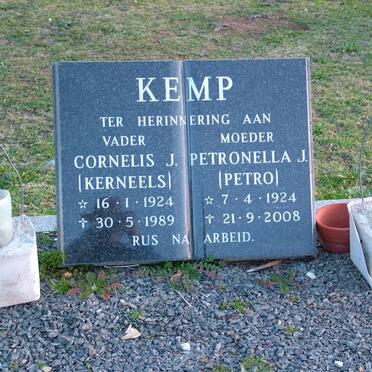 KEMP Cornelis J. 1924-1989 &amp; Petronella J. 1924-2008