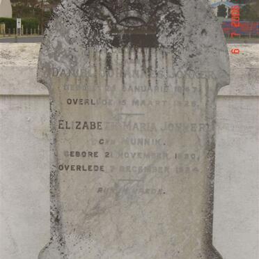 JONKER Daniel Johannes 18?7-1928 &amp; Elizabeth Maria MUNNIK 1830-1922