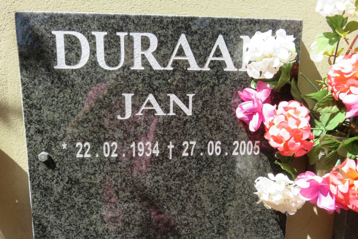 DURAAN Jan 1934-2005