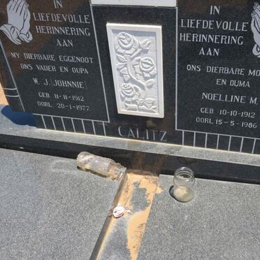 CALITZ W.J. 1912-1977 &amp; Noelline M. 1912-1986