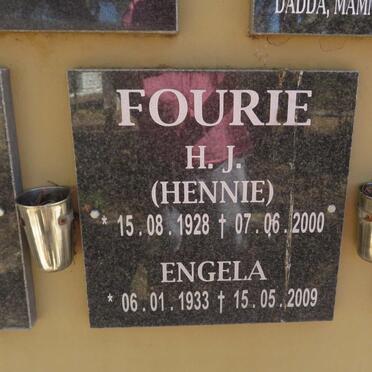 FOURIE H.J. 1928-2000 &amp; Engela 1933-2009