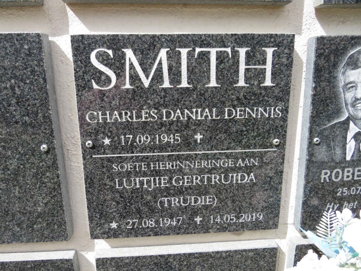 SMITH Charles Danial Dennis 1945- & Luitjie Gertruida 1947-2019
