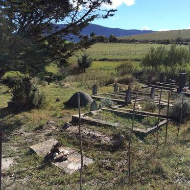 Western Cape, CALEDON district, Hartebeeste River 607_6, Die Meul, farm cemetery