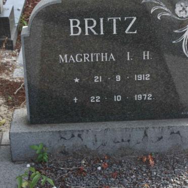 BRITZ Magritha I. H. 1912-1972