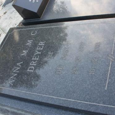 DREYER Anna M.M.C. DE LANGE 1927-1993