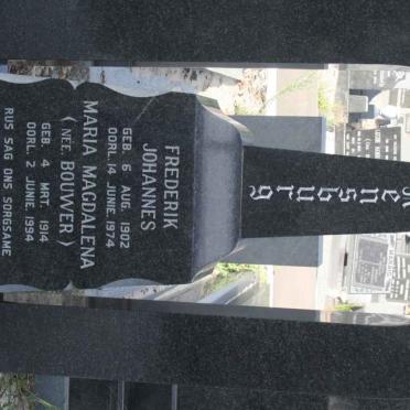 RENSBURG Frederik Johannes, J van 1902-1974 &amp; Maria Magdalena BOUWER 1914-1994