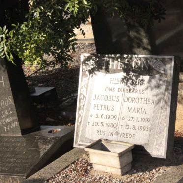 THERON Jacobus Petrus 1909-1980 &amp; Dorothea Maria 1919-1993