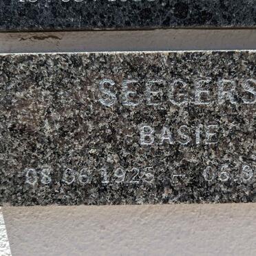 SEEGERS Basie 1925-2005