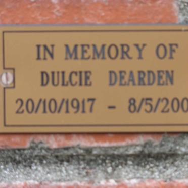 DEARDEN Dulcie 1917-2002