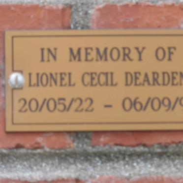 DEARDEN Lionel Cecil 1922-1995