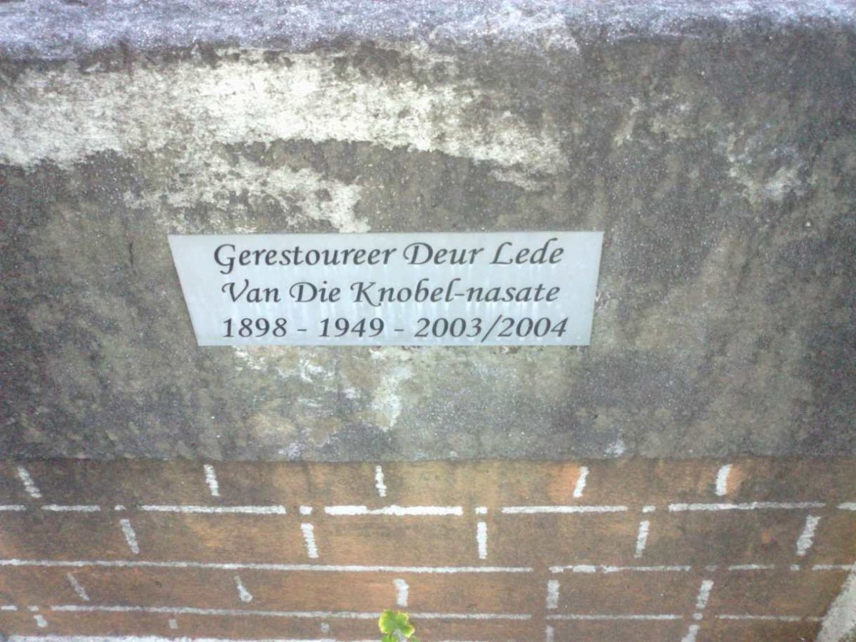 5. Gerestoureer deur lede van die Knobel-nasate 1898 - 1949 - 2003/2004
