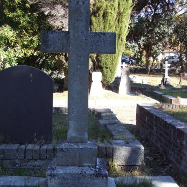 JONES Thomas Edwin 1827- &amp; Ann Emily Johanna 1836-191?