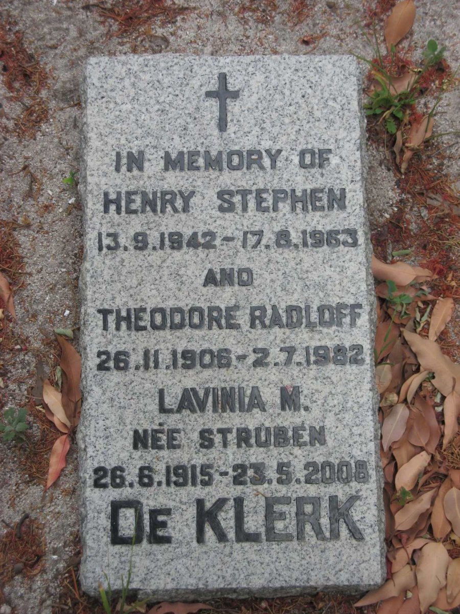 KLERK Theodore Radloff, de 1906-1982 &amp; Lavinia M. STRUBEN 1915-2008 :: DE KLERK Henry Stephen 1942-1963