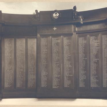 2. Bank Memorial - Great War 1914-1919 Surnames K-W