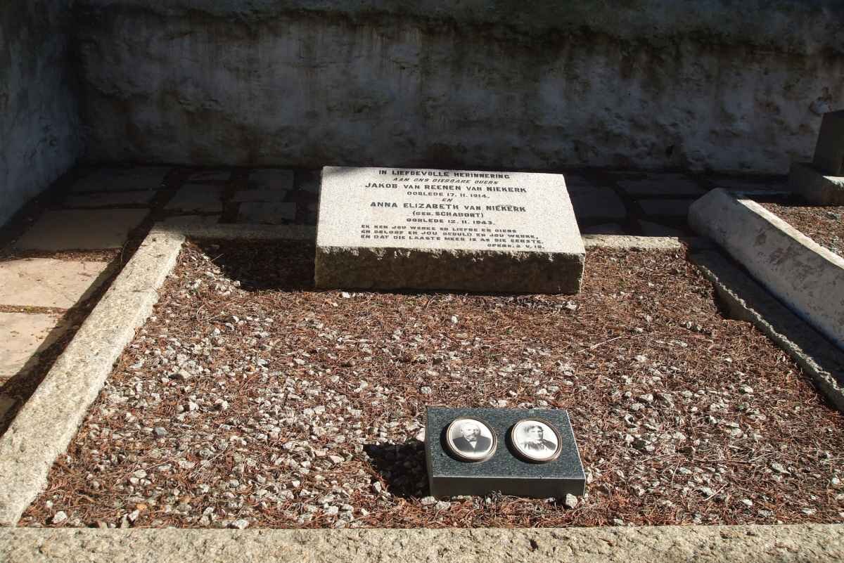 NIEKERK Jakob Van Reenen, van   -1914 &amp; Anna Elizabeth SCHABORT  -1943
