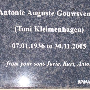 G - Surnames :: Vanne - G