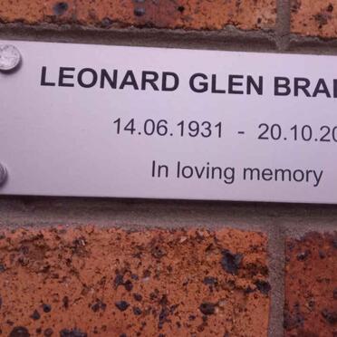 BRADSHAW Leonard Glen 1931-2011