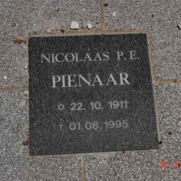 PIENAAR Nicolaas P.E. 1911-1995