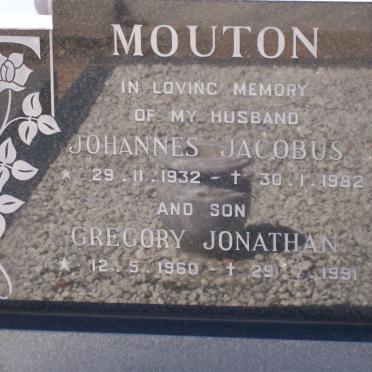 MOUTON Johannes Jacobus 1931-1982 :: MOUTON Gregory Jonathan 1960-1991