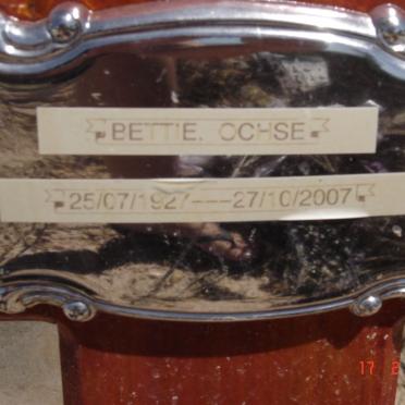 OCHSE Bettie 1927-2007