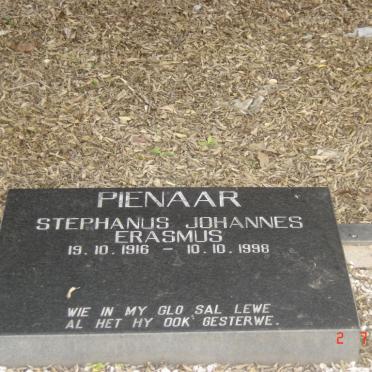 PIENAAR Stephanus Johannes Erasmus 1916-1998