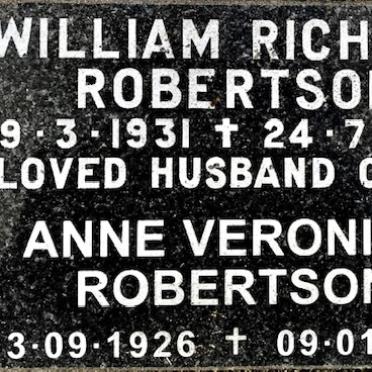 ROBERTSON William Richard 1931-1988 &amp; Anne Veronica 1926-2013