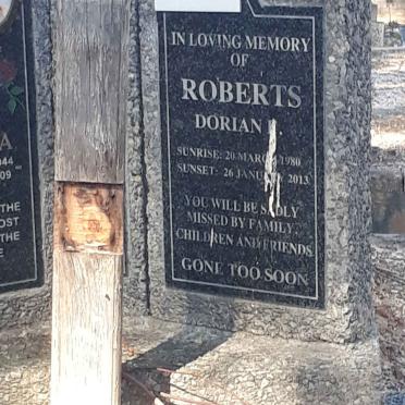 ROBERTS Doreen Veronica Sylvia 1944-2009 :: ROBERTS Dorian 1980-2013 