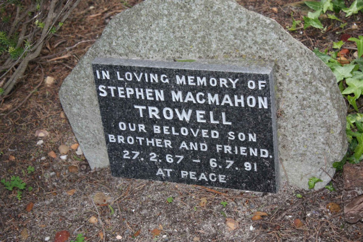 TROWELL Stephen Macmahon 1967-1991