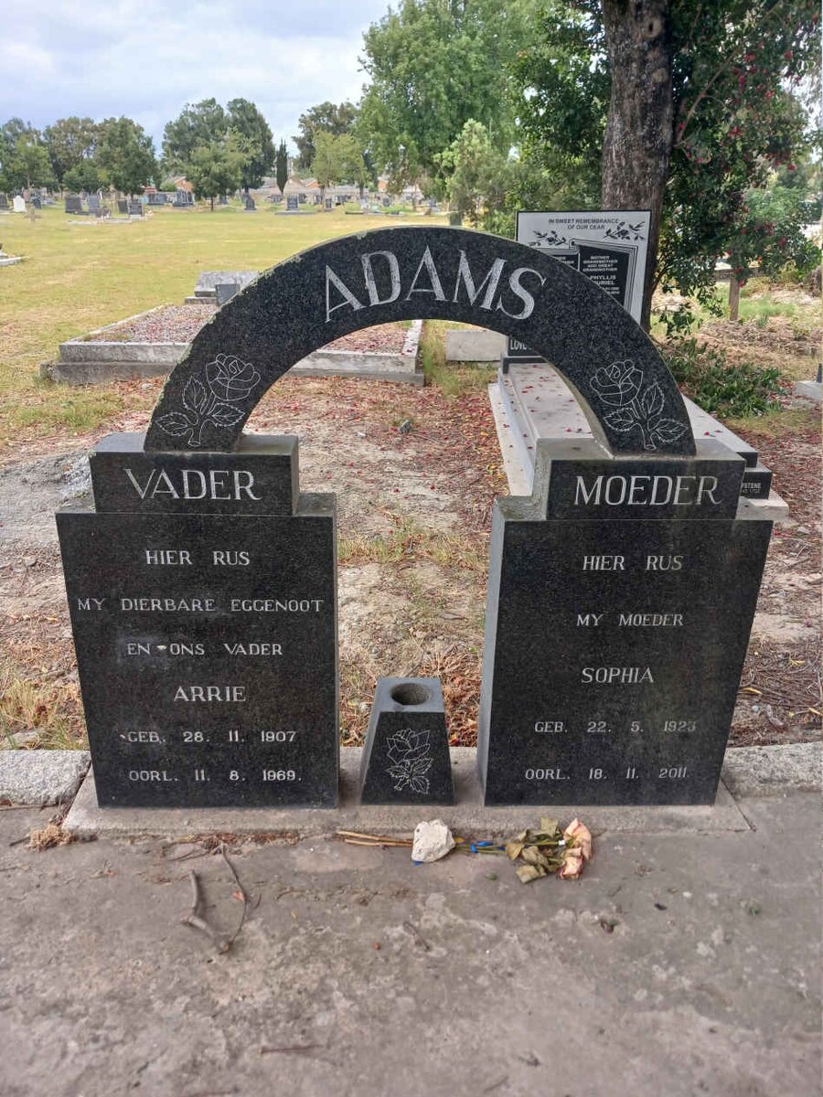 ADAMS Arrie 1907-1969 & Sophia 1923-2011