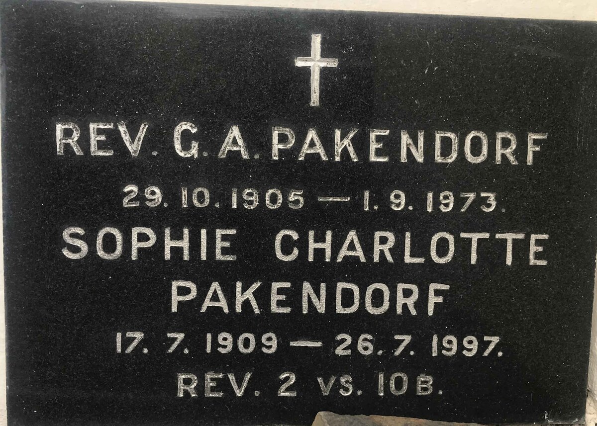 PAKENDORF G.A. 1905-1973 & Sophie Charlotte 1909-1997