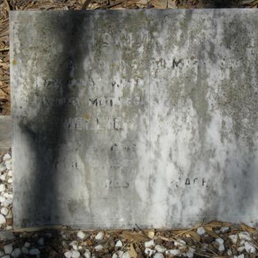 HENDRICKS Nellie 1926-1981