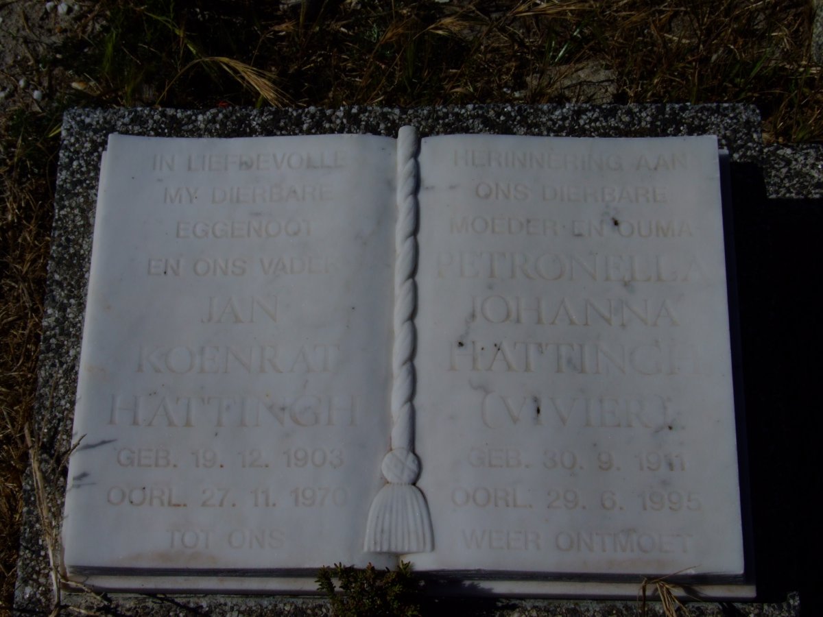 HATTINGH Jan Koenrat 1903-1970 &amp; Petronella Johanna VIVIER 1911-1995