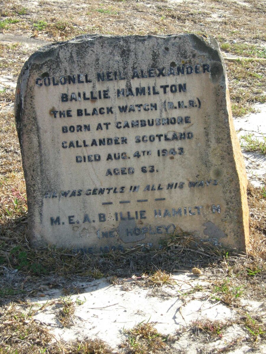 HAMILTON Neil Alexander, BAILLIE  -1943 &amp; M.E.A. HOPLEY