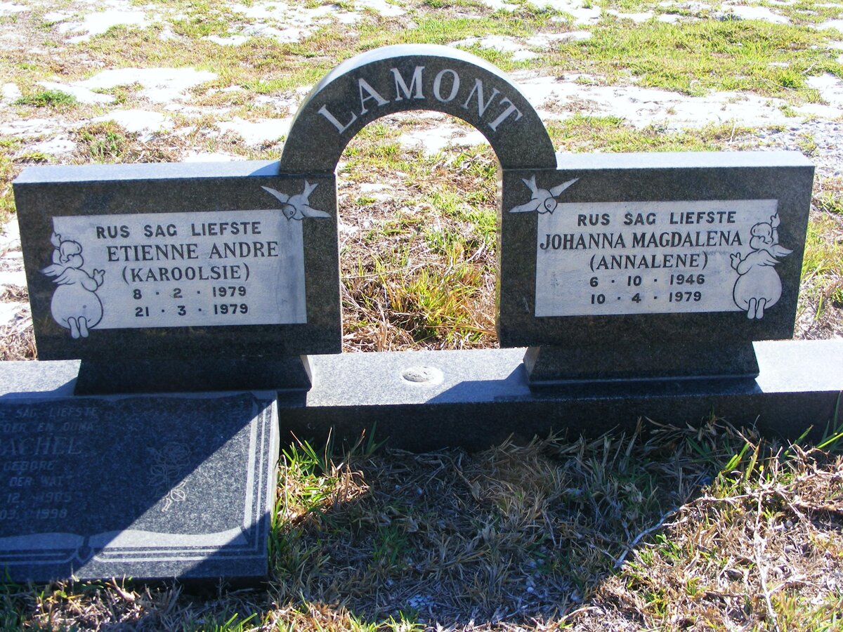 LAMONT Johanna Magdalena 1946-1979 :: LAMONT Etienne Andre 1979-1979