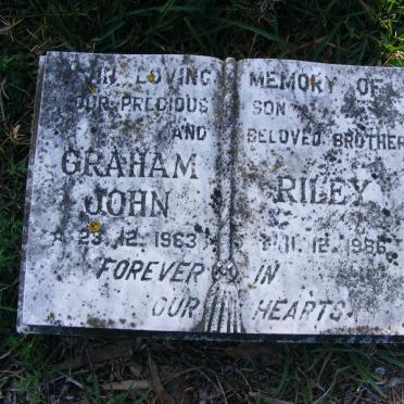 RILEY Graham John 1963-1986