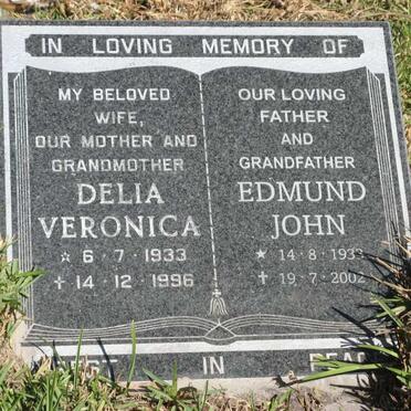 SEGERS Edmund John 1933-2002 &amp; Delia Veronica 1933-1996