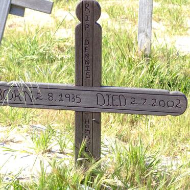 DANIELS Dennis Thomas 1935-2002