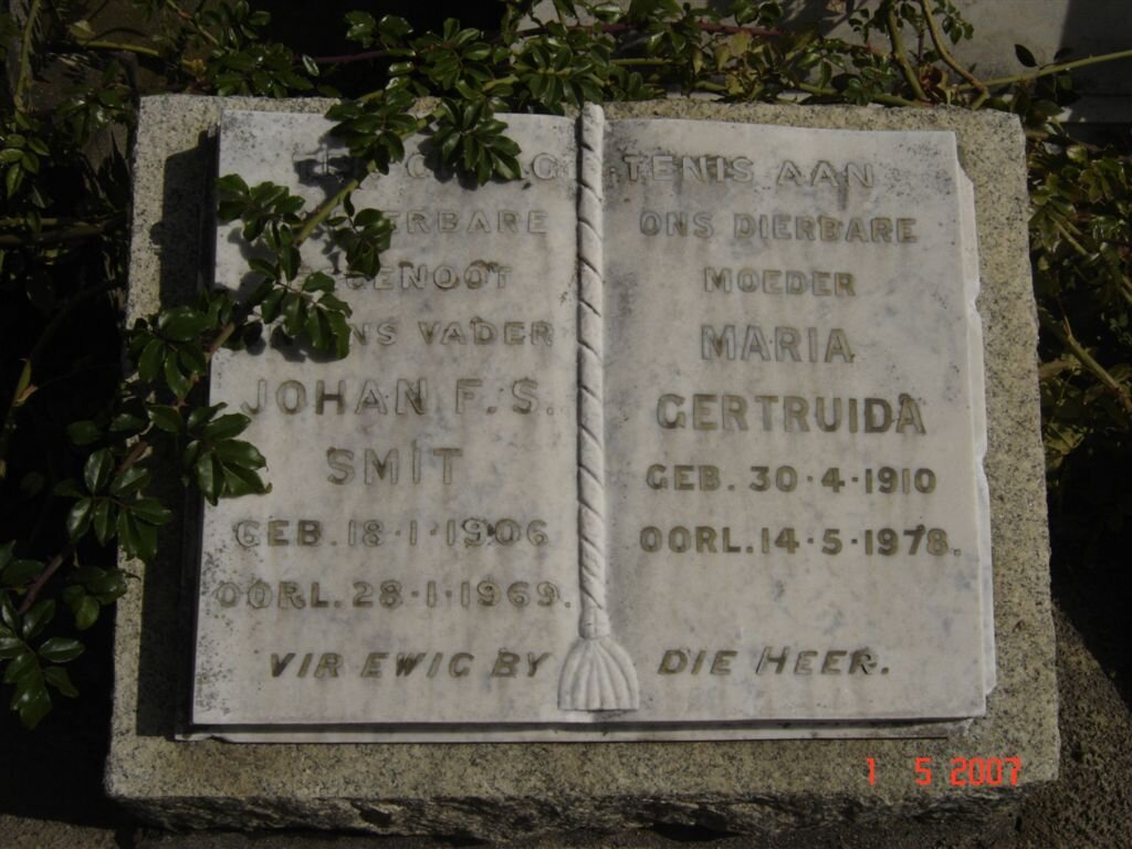 SMIT Johan F.S. 1906-1969 &amp; Maria Gertruida 1910-1978